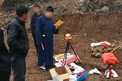 能介绍一下2021年10月迁坟的最佳时间表吗？还想查询十一月迁坟吉日