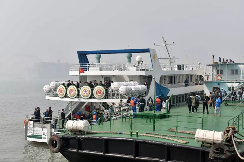 国宾号海葬船