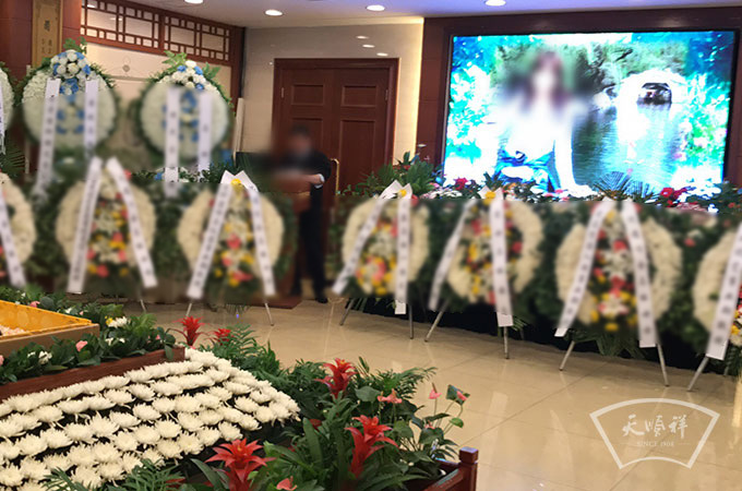 追悼会布置现场