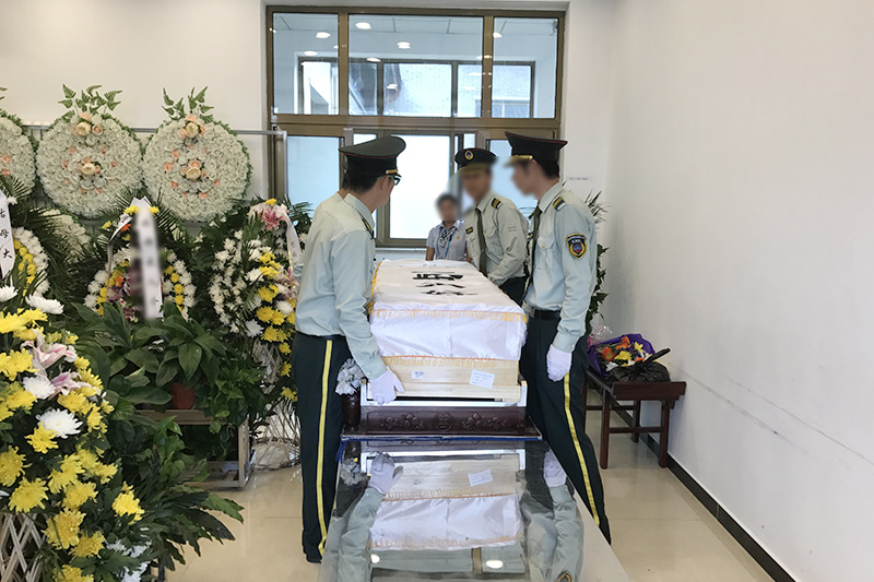殡葬一条龙礼兵服务