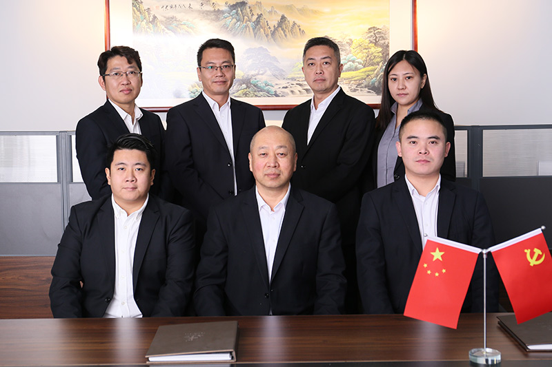 天顺祥恒基中心店工作人员