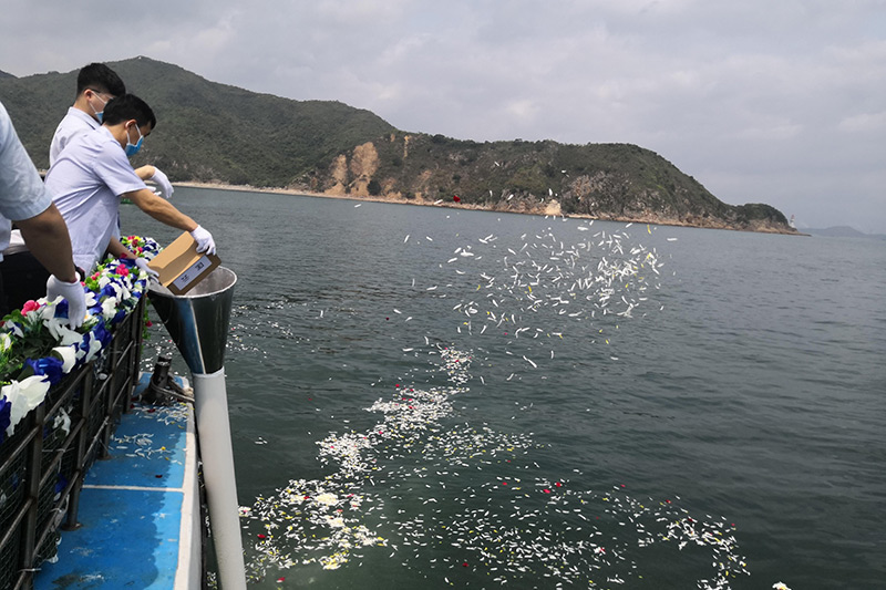 海葬现场