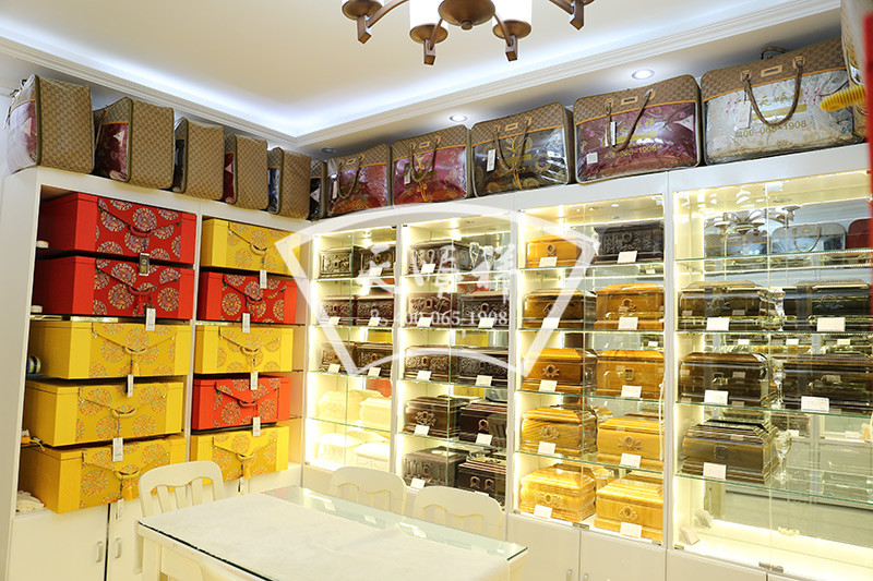 天顺祥寿衣店环境