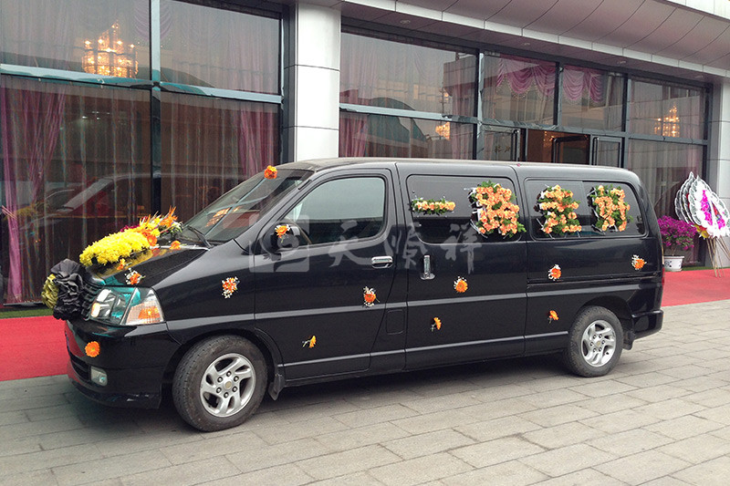 葬礼用车