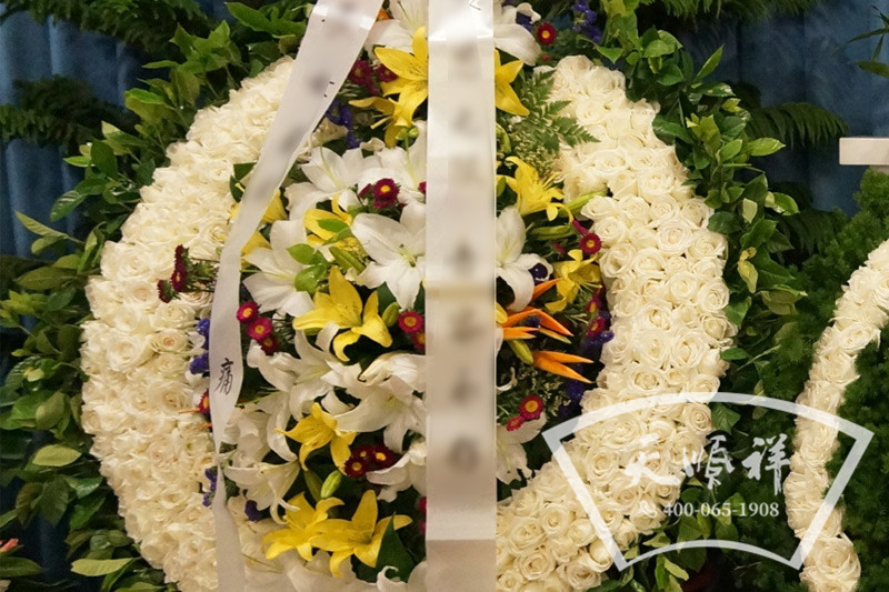 葬礼用花圈