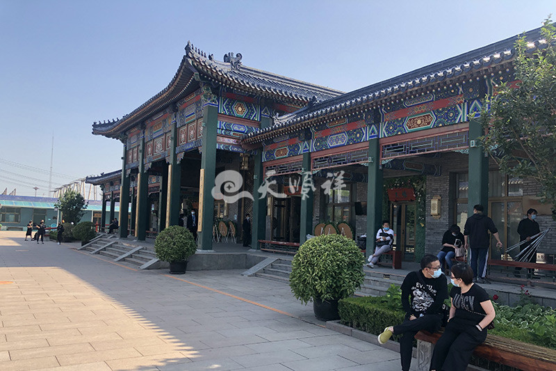 东郊殡仪馆告别厅外景