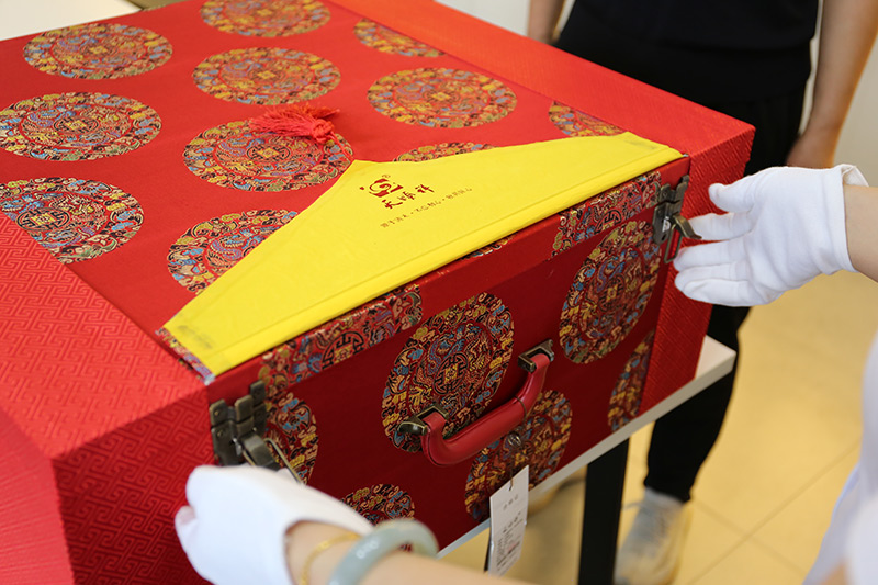 天顺祥高档寿衣包装