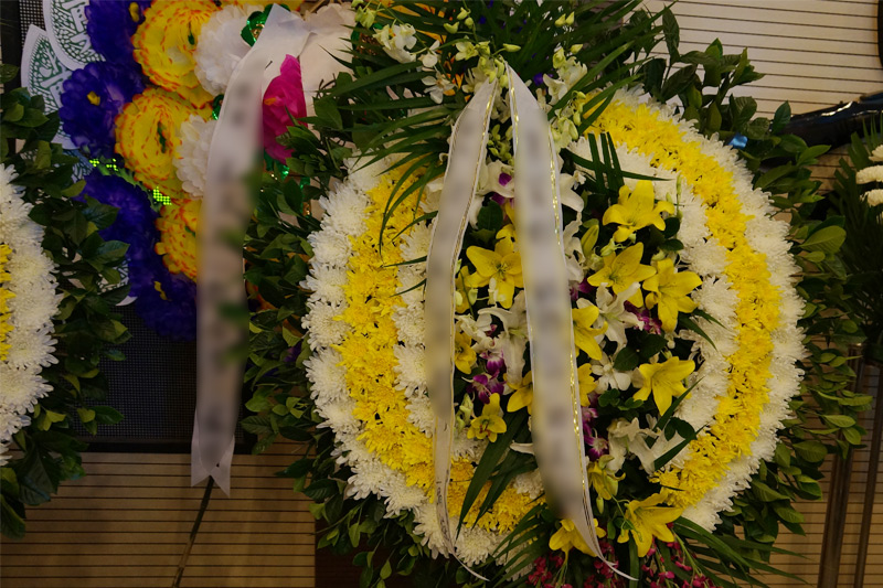 花圈摆放
