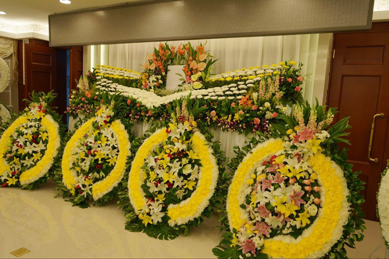 白事花圈