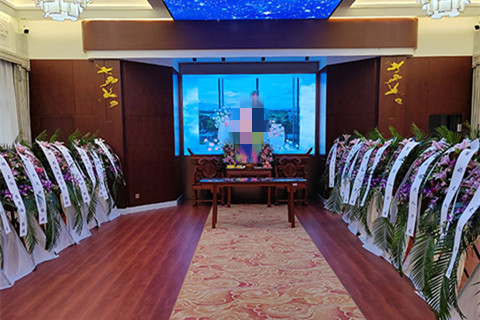 天顺祥专业团队为老太太在万安公墓举办了一场圆满的追思会