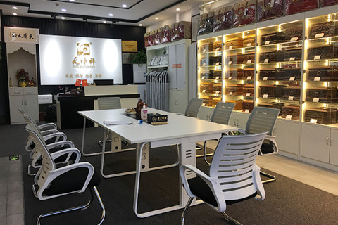 北京天顺祥殡葬八宝山有白事殡仪服务实体站点吗?有海葬业务吗