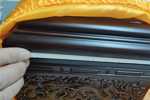 清明寄思情,库房运转忙——天顺祥电商平台迎祭扫高峰,全员奋战保障温情送达