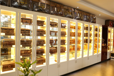 北京西城区天顺祥骨灰盒店有吗？
