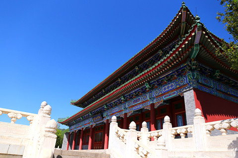 北京骨灰寄存服务全攻略：殡仪馆、陵园与专业骨灰堂的选择指南