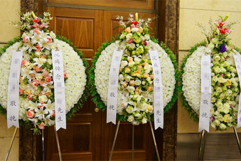 北京天顺祥殡仪服务指南：鲜花花圈、灵堂布置、选墓迁坟等全业务详解